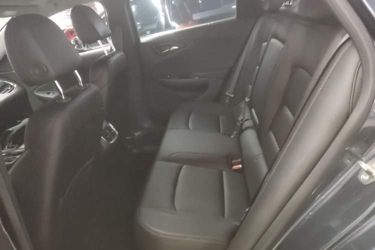 Used Chevrolet Malibu XL 2022 535T Automatic Sport Edition Left Rear Seat