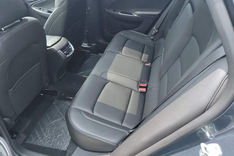 Used Chevrolet Malibu XL 2022 535T Automatic Sport Edition Left Rear Seat