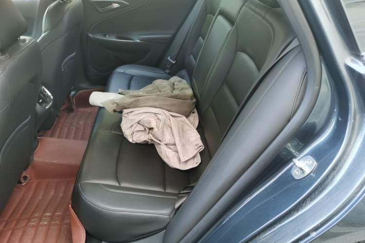 Used Chevrolet Malibu XL 2022 535T Automatic Sport Edition Left Rear Seat