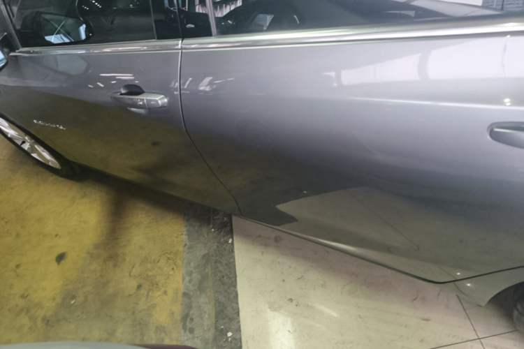 Used Chevrolet Malibu XL 2022 535T Automatic Sport Edition Left Side Sill