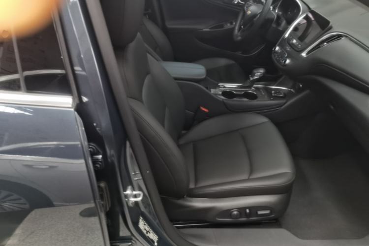 Used Chevrolet Malibu XL 2022 535T Automatic RuiLian Edition Right Front Seat
