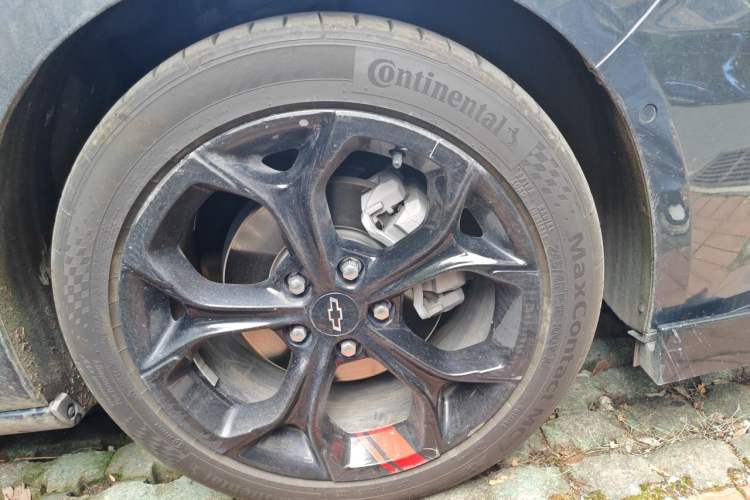 Used Chevrolet Malibu XL 2022 Redline 550T Automatic Smart Edition Right Front Wheel Hub