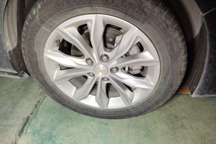 Used Chevrolet Malibu XL 2022 535T Automatic RuiLian Edition Right Front Wheel Hub