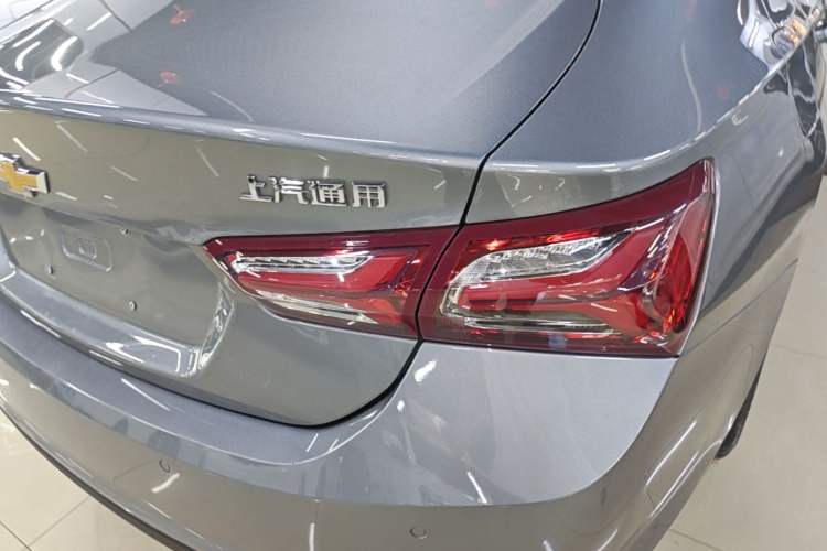 Used Chevrolet Malibu XL 2022 535T Automatic Sport Edition Right Rear Taillight