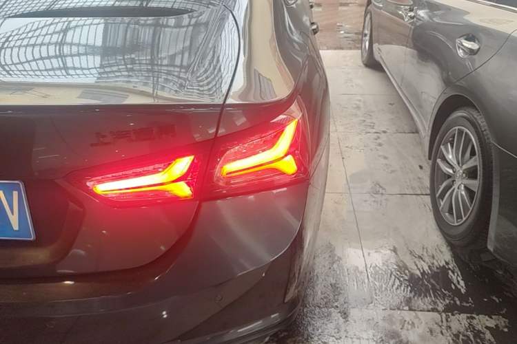 Used Chevrolet Malibu XL 2022 Redline 550T Automatic RuiLian Edition Right Rear Taillight