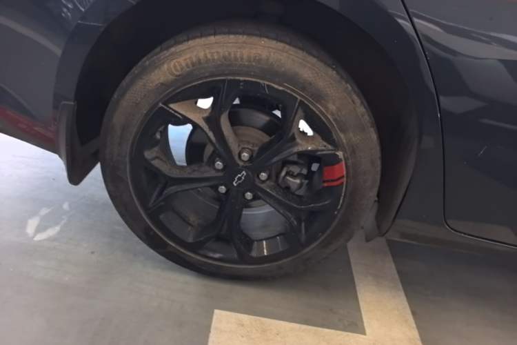 Used Chevrolet Malibu XL 2022 Redline 550T Automatic Sport Edition Right Rear Wheel Hub
