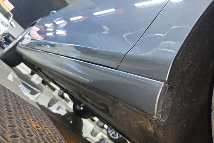 Used Chevrolet Malibu XL 2022 535T Automatic Sport Edition Right Side Sill