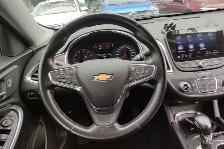 Used Chevrolet Malibu XL 2022 535T Automatic Sport Edition Steering Wheel