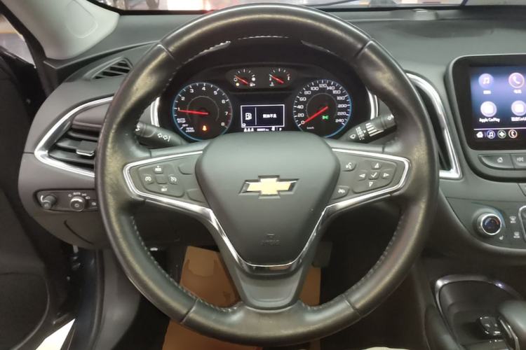 Used Chevrolet Malibu XL 2022 535T Automatic Sport Edition Steering Wheel