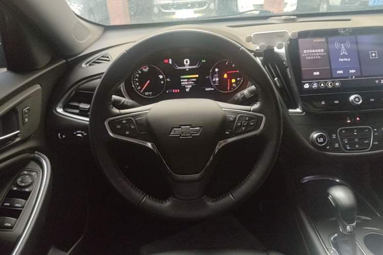 Used Chevrolet Malibu XL 2022 Redline 550T Automatic RuiLian Edition Steering Wheel
