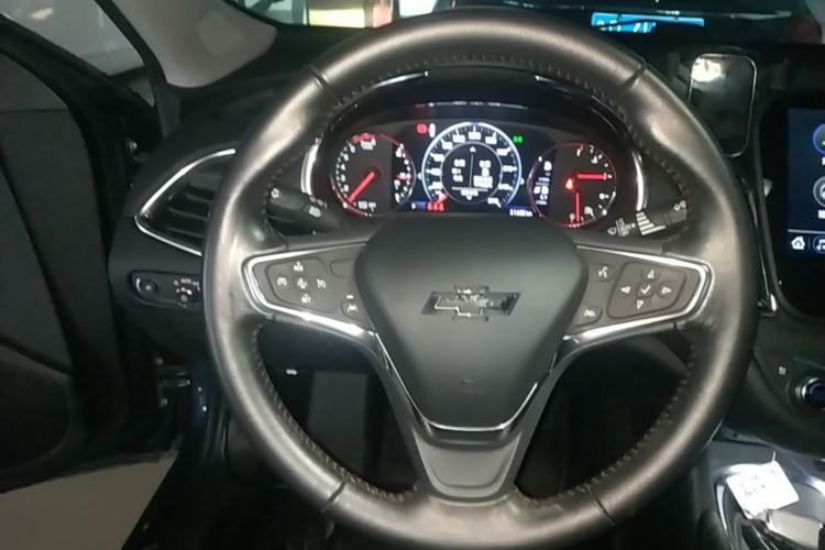 Used Chevrolet Malibu XL 2022 Redline 550T Automatic Smart Edition Steering Wheel