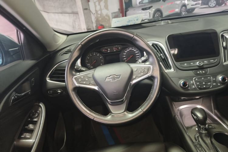 Used Chevrolet Malibu XL 2022 535T Automatic Sport Edition Steering Wheel