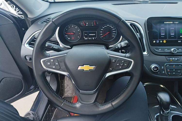 Used Chevrolet Malibu XL 2022 535T Automatic Sport Edition Steering Wheel