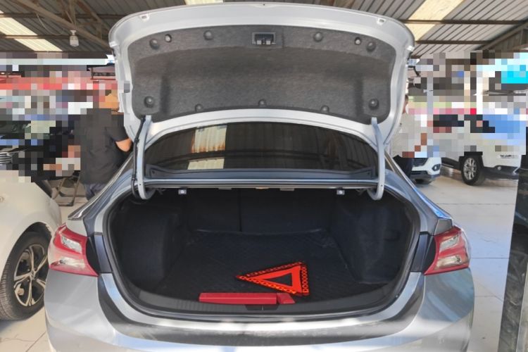 Used Chevrolet Malibu XL 2022 535T Automatic Sport Edition Trunk
