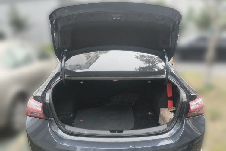 Used Chevrolet Malibu XL 2022 Redline 550T Automatic RuiLian Edition Trunk