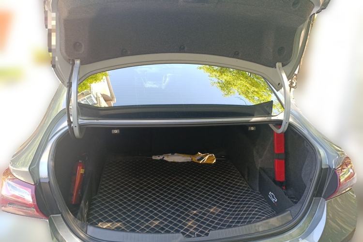Used Chevrolet Malibu XL 2022 535T Automatic Sport Edition Trunk