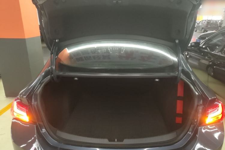 Used Chevrolet Malibu XL 2022 535T Automatic Sport Edition Trunk