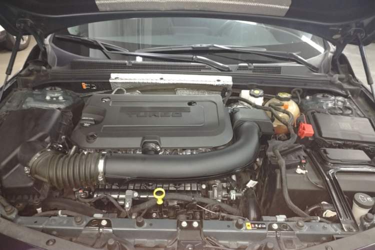 Used Chevrolet Malibu XL 2022 Redline 550T Automatic Sport Edition Engine Bay