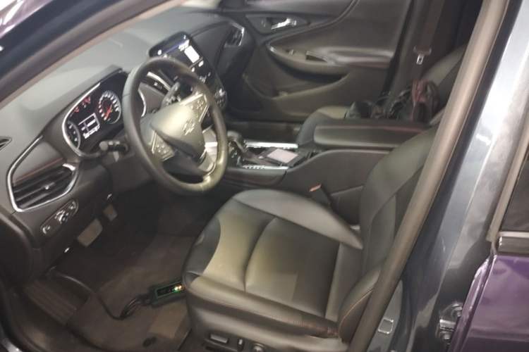 Used Chevrolet Malibu XL 2022 Redline 550T Automatic Sport Edition Left Front Seat