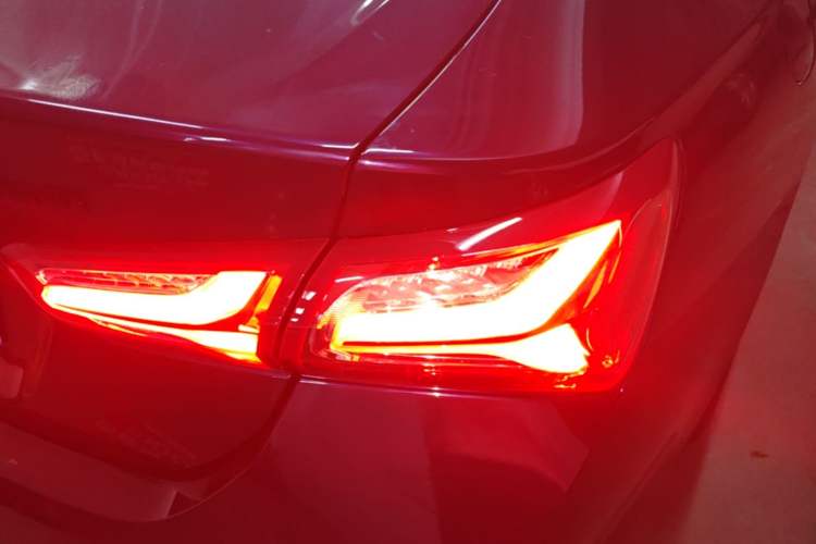 Used Chevrolet Malibu XL 2022 Redline 550T Automatic Sport Edition Right Rear Taillight