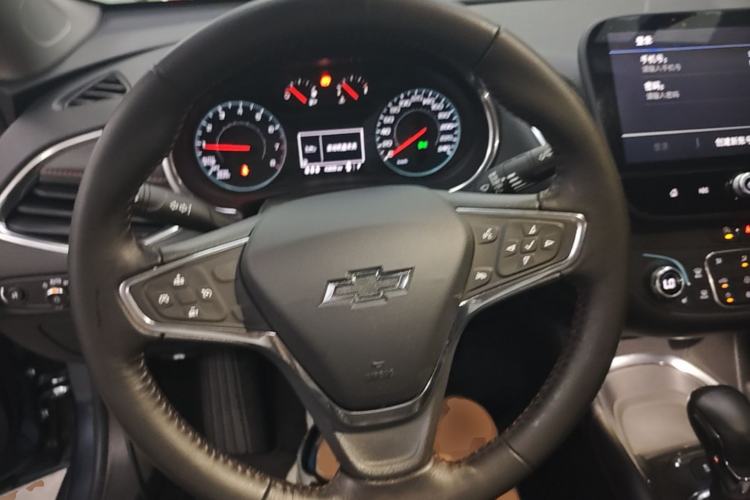 Used Chevrolet Malibu XL 2022 Redline 550T Automatic Sport Edition Steering Wheel