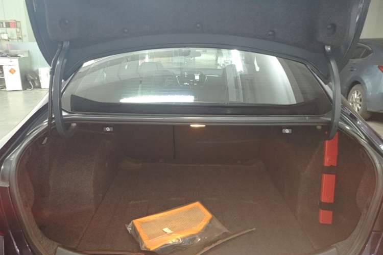 Used Chevrolet Malibu XL 2022 Redline 550T Automatic Sport Edition Trunk