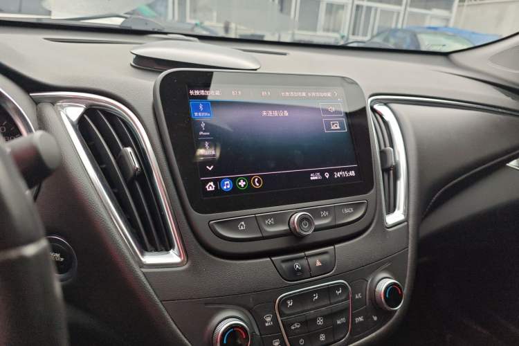 Used Chevrolet Malibu XL 2022 535T Automatic Sport Edition Audio And AC Panel