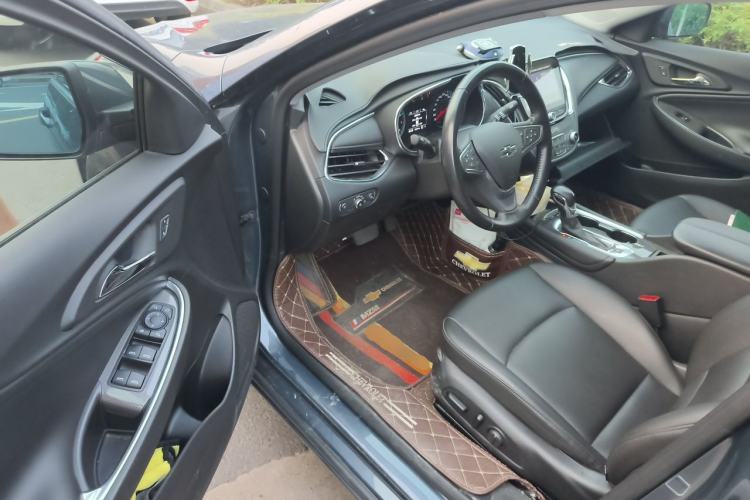 Used Chevrolet Malibu XL 2022 535T Automatic Sport Edition Driver Seat