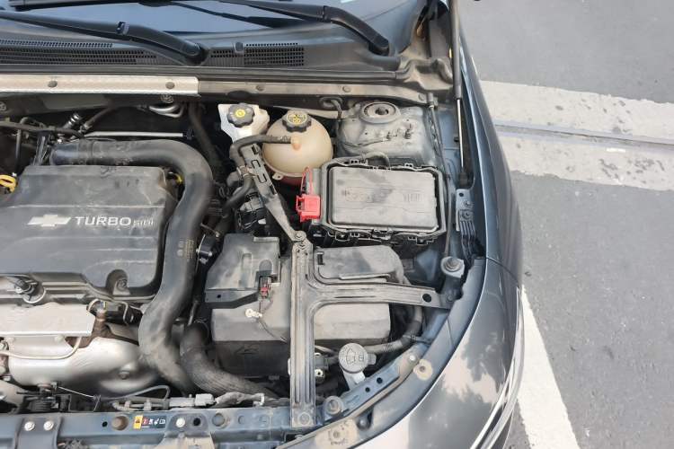 Used Chevrolet Malibu XL 2022 535T Automatic Sport Edition Engine Bay Left