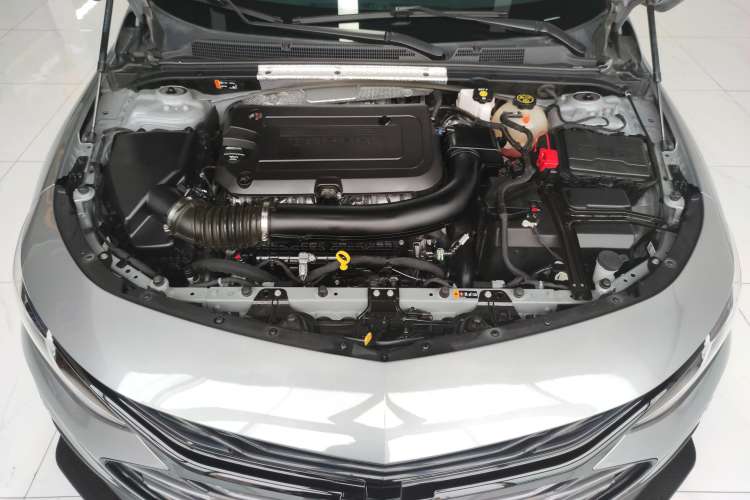 Used Chevrolet Malibu XL 2022 Redline 550T Automatic Sport Edition Engine Bay