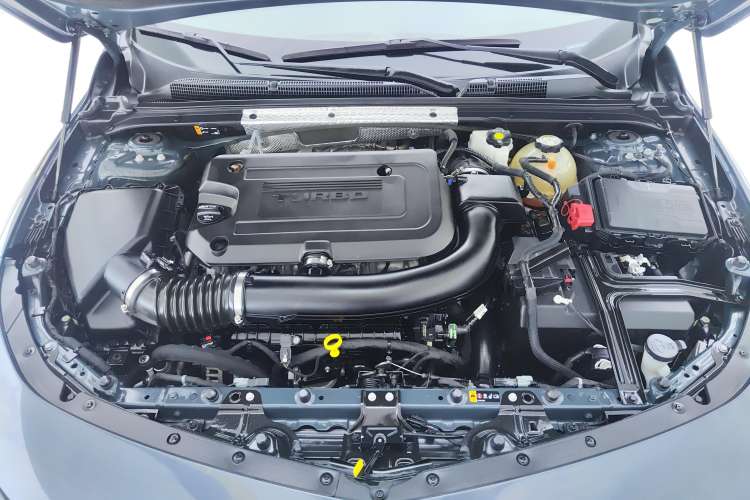 Used Chevrolet Malibu XL 2022 Redline 550T Automatic RuiLian Edition Engine Bay