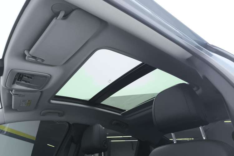 Used Chevrolet Malibu XL 2022 535T Automatic Sport Edition Headliner