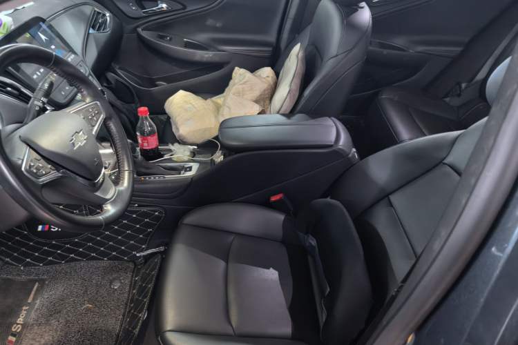 Used Chevrolet Malibu XL 2022 Redline 550T Automatic Sport Edition Left Front Seat