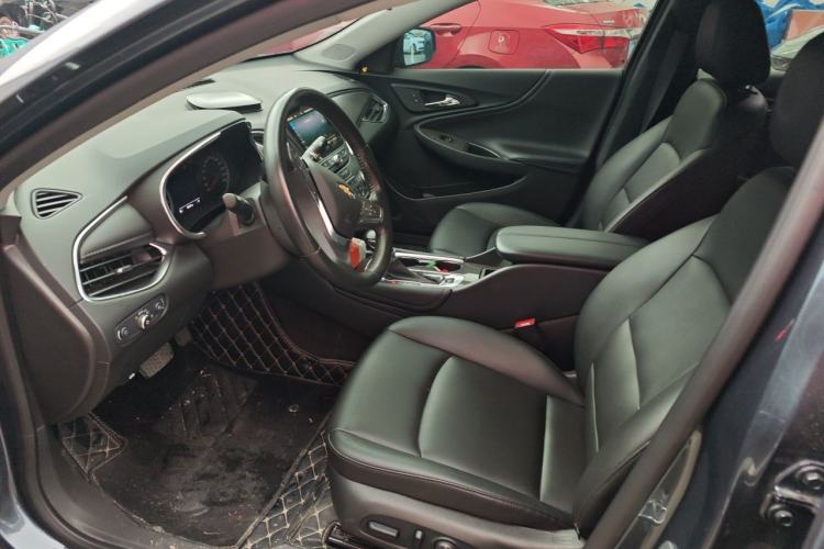 Used Chevrolet Malibu XL 2022 535T Automatic Sport Edition Left Front Seat