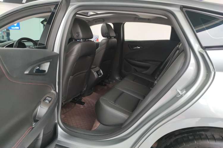 Used Chevrolet Malibu XL 2022 Redline 550T Automatic Sport Edition Left Rear Seat
