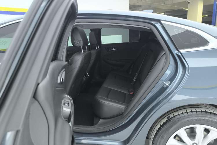 Used Chevrolet Malibu XL 2022 535T Automatic Sport Edition Right Rear Seat
