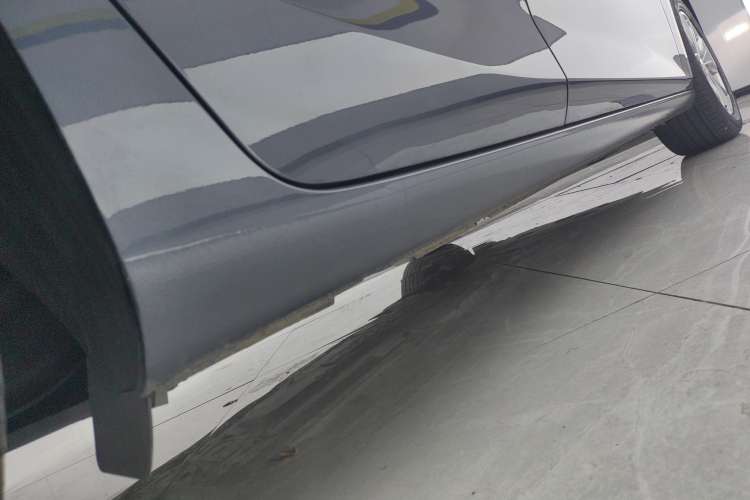 Used Chevrolet Malibu XL 2022 535T Automatic Sport Edition Right Side Sill