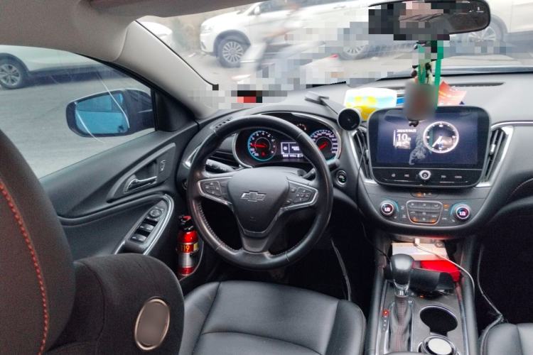 Used Chevrolet Malibu XL 2022 Redline 550T Automatic Sport Edition Steering Wheel