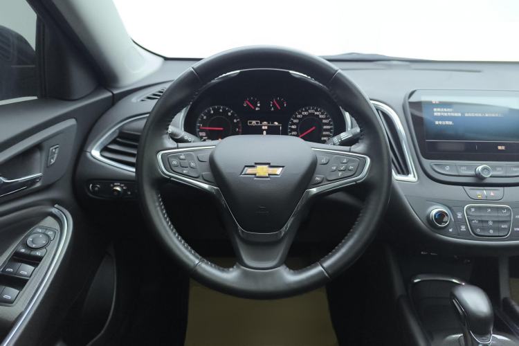 Used Chevrolet Malibu XL 2022 535T Automatic Sport Edition Steering Wheel