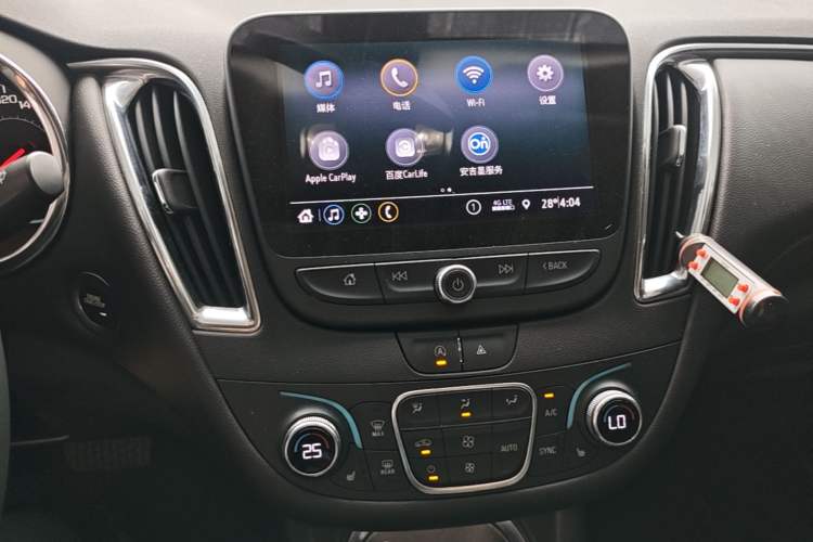 Used Chevrolet Malibu XL 2022 535T Automatic Sport Edition Audio And AC Panel