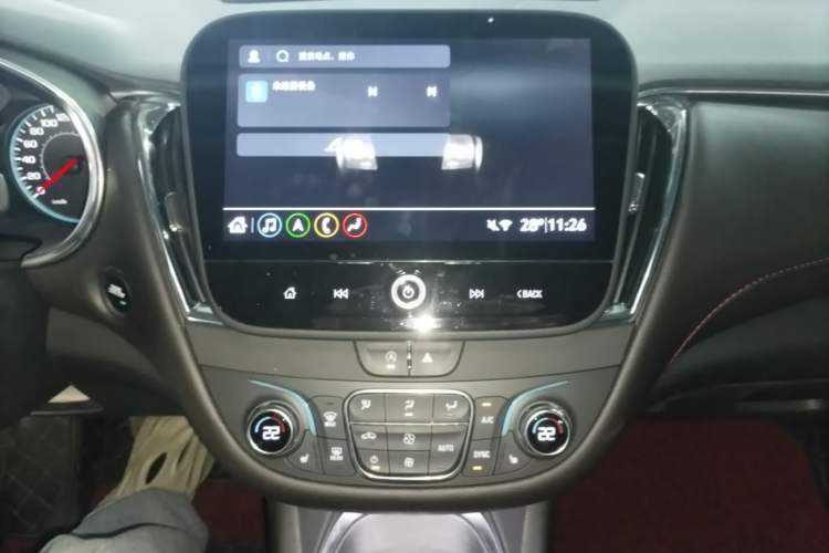 Used Chevrolet Malibu XL 2022 Redline 550T Automatic Sport Edition Audio And AC Panel