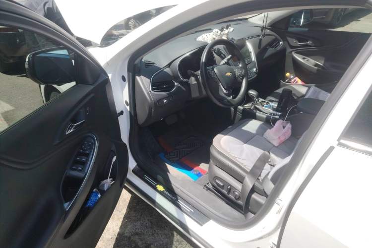Used Chevrolet Malibu XL 2022 535T Automatic Sport Edition Driver Seat