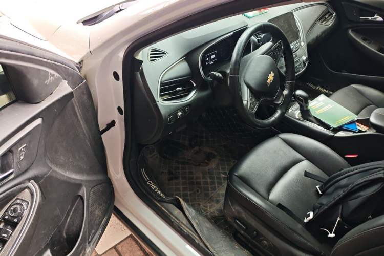 Used Chevrolet Malibu XL 2022 535T Automatic Sport Edition Driver Seat