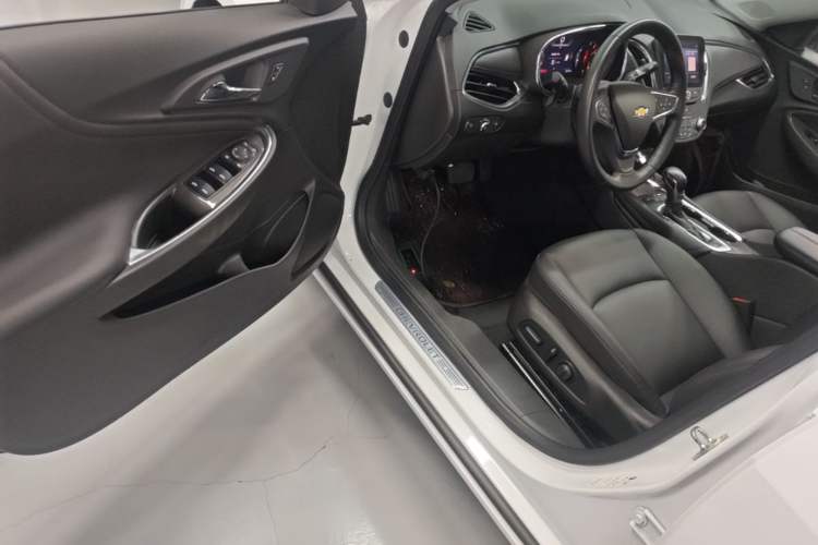 Used Chevrolet Malibu XL 2022 535T Automatic RuiLian Edition Driver Seat