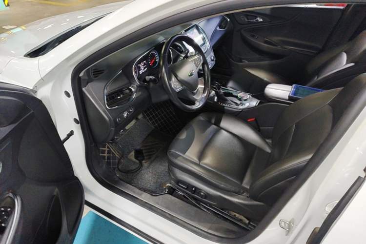 Used Chevrolet Malibu XL 2022 535T Automatic Sport Edition Driver Seat