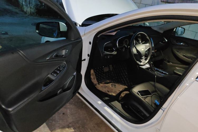 Used Chevrolet Malibu XL 2022 535T Automatic Sport Edition Driver Seat