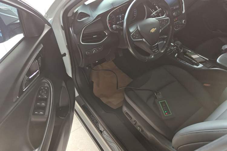 Used Chevrolet Malibu XL 2022 535T Automatic Sport Edition Driver Seat