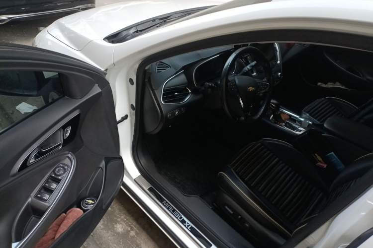 Used Chevrolet Malibu XL 2022 535T Automatic Sport Edition Driver Seat