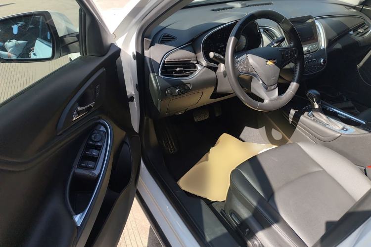 Used Chevrolet Malibu XL 2022 535T Automatic Sport Edition Driver Seat