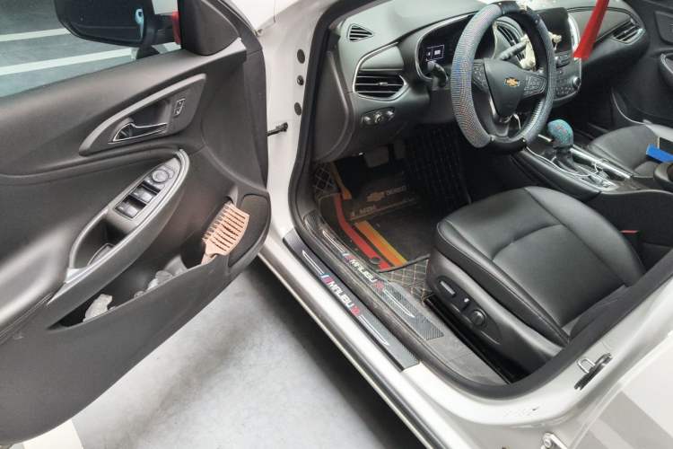 Used Chevrolet Malibu XL 2022 535T Automatic Sport Edition Driver Seat